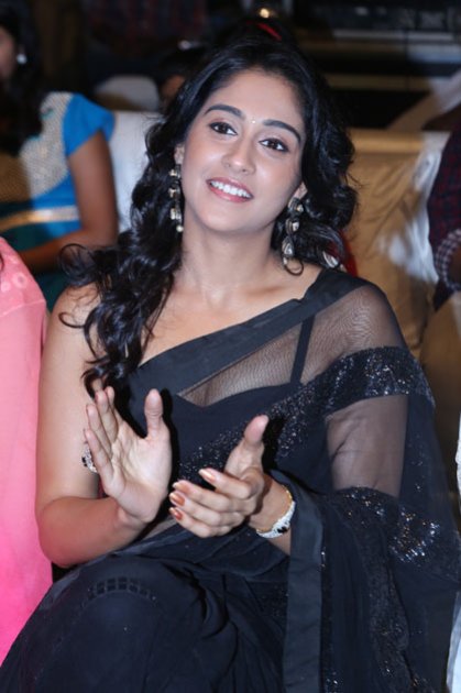 Regina-at-Ra-Ra-Krishnayya-Audio-Launch